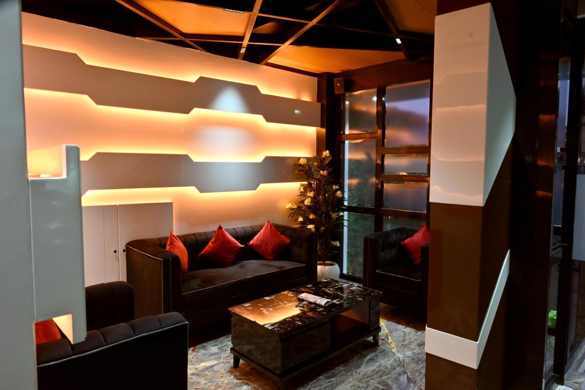 ג'משדפור Hotel Trax International מראה חיצוני תמונה