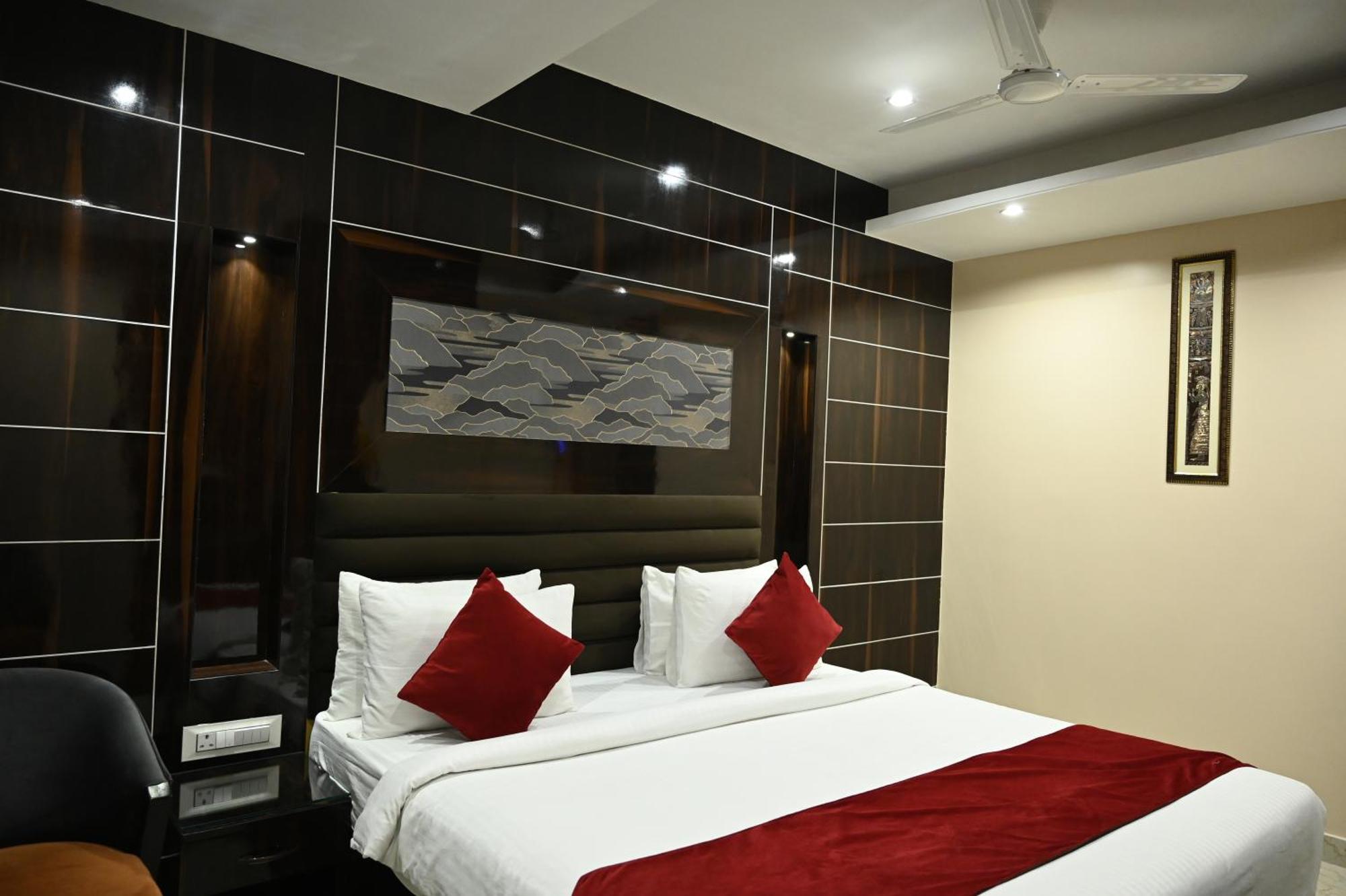 ג'משדפור Hotel Trax International מראה חיצוני תמונה